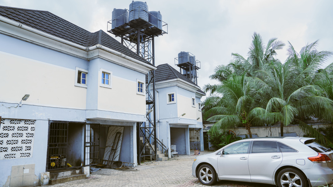 Three (3) units of luxurious 4-bedroom en-suite terrace duplexes.-3